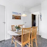 Anthonie By Interhome *